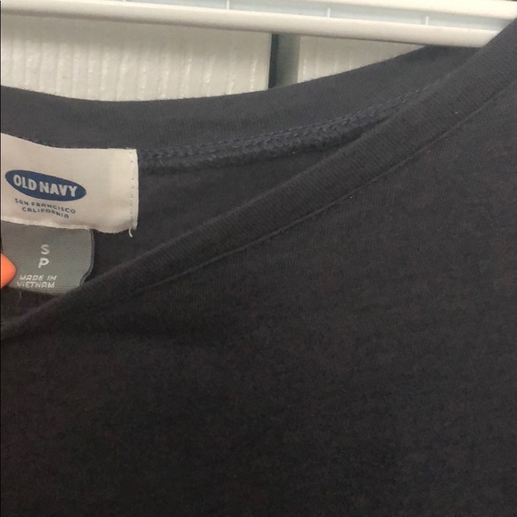 dark gray old navy tee - Picture 2 of 3